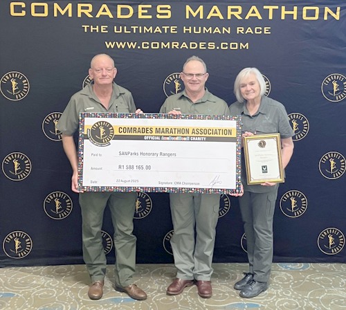 SHR Cheque handover CMA