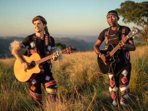 Qadasi Maqhinga 11 by Bruce Buttery