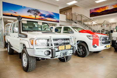 Toyota Land Cruiser and Hilux purchased by Wildtrust for Ezemvelo ph Mnqobi Zuma 